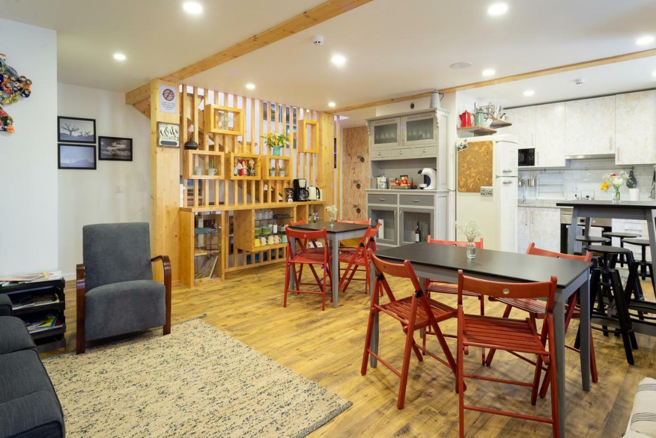 Hostel Bulwark Валенса Экстерьер фото