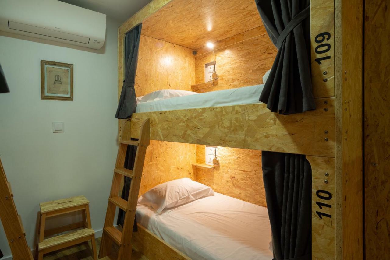 Hostel Bulwark Валенса Экстерьер фото